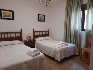 Apartamentos Miguel Angel - Beteta - 3