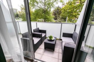 ALURE RESIDENCES 1 & 24h self check-in, free parking in front of the apartment building, new building, terrace, cafe with breakfast in the apartment building, next to the aqua park - Banská Bystrica - 0