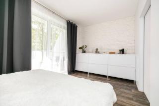 ALURE RESIDENCES 1 & 24h self check-in, free parking in front of the apartment building, new building, terrace, cafe with breakfast in the apartment building, next to the aqua park - Banská Bystrica - 5