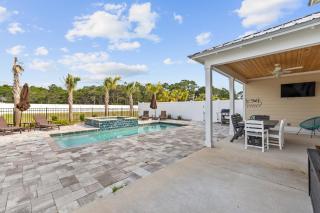 Pet Friendly Beach House - Sugary Sands by Panhandle Getaways - Panama City Beach - 6