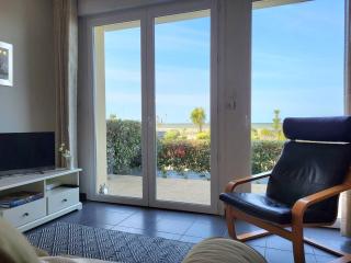 Appartement rez-de-jardin, front de mer, 4 pers, calme, wifi gratuit - FR-1-465-46 - Merville-Franceville-Plage - 0