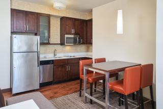 Residence Inn by Marriott Philadelphia Airport - Filadelfia - 9