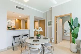 LARBI Breathtaking Burj Khalifa & Fountain Luxurious 1BR - Dubai - 1