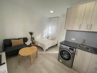 Central studio with parking space-AFRIC - Madrid - 4