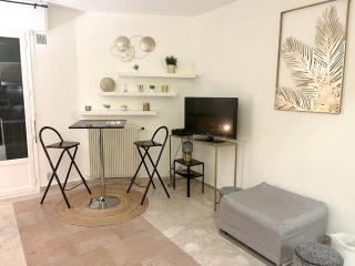 Studio charmant au cœur de Cannes avec balcon et parking - Cannes - 6