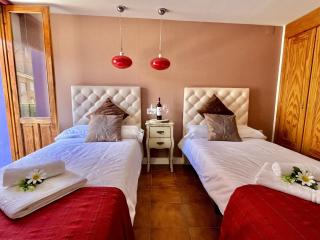 Hostal Nomadas by Gloove - Villalba de la Sierra - 0