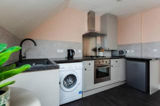 Queenie - Charming one bedroom apartment in quiet location - 7