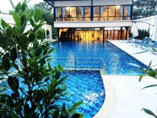 Avana Laem Chabang Boutique Hotel - 0