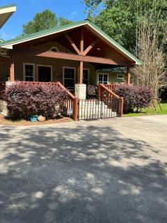 The Manor- 4 BR Home with Pool Table, Swimming Pond and Sand Volleyball - 0