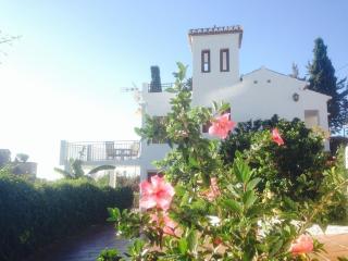 La Torrecica, con carácter andaluz y magníficas vistas al mar y Sierra Nevada - Salobreña - 1