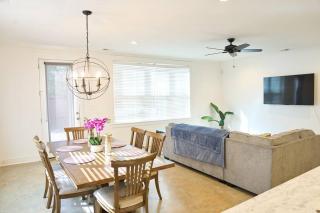 Modern Midtown home with 3 king beds - Memphis - 5