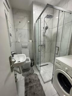 One bedroom apartment in great location - 5