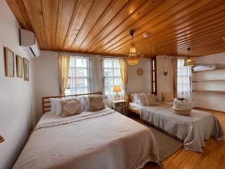 Hanole Guest House - Ayvalık - 2