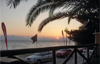 2 Bedroom Lovely Home In Kalamata - Kalamata - 2
