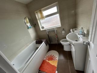 Ivydale Guest House - 1