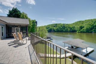 Waterfront Smith Mountain Lake Home with Boat Dock! - Moneta - 0