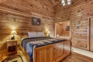 Two-Bedroom House - Pigeon Forge - 1