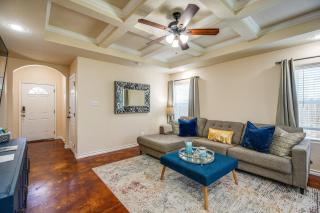 San Antonio Townhome about 2 Mi to Aquarium! - 6