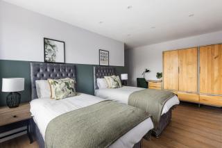 Stylish & Spacious 3 Bed Apartment with Fast Wifi, close to Tube & Wembly - Londra - 5