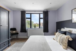 Stylish & Spacious 3 Bed Apartment with Fast Wifi, close to Tube & Wembly - Londra - 1