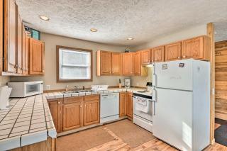 Ski-InandSki-Out Ghent Cabin with Mountain Views! - 3