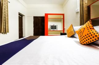 Hotel O Tirupati Guest House - Gwalior - 4