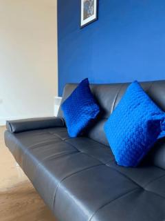Broad Street -Central-Couples-1 Bedroom Apartment - Birmingham - 1