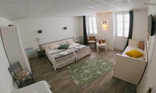 Le Petit Hôtel - Biarritz - 9