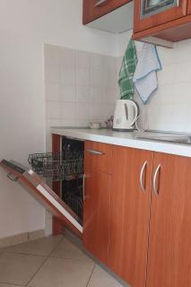 Apartments with parking space Cres - 21116 - 1