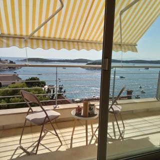 Apartments by the sea Hvar - 20638 - Hvar (Lesina) - 1
