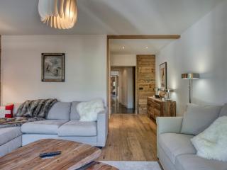 Appartement Rénové 2 Chambres + 1 Cabine, Balcon, Cheminée - Centre de Megève - FR-1-453-235 - Megève - 2
