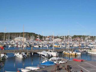 5 person holiday home in VÄSTRA FRÖLUNDA - 5