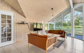 Lovely Home In Rødby With Kitchen - Rødby - 2