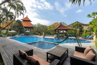 Adi Dharma Hotel Kuta - Kuta - 8