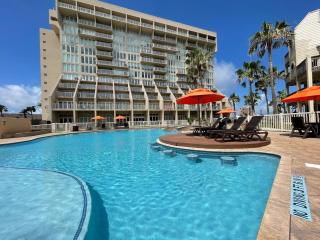 Spectacular Ocean-View Condo in Beachfront Resort, Heated Pool - 6
