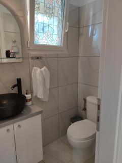 Όμορφο διαμέρισμα με μπαλκόνι στη Σαρωνίδα - 2