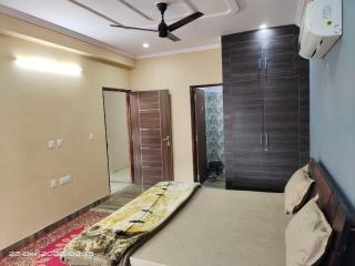 OSHO Villa PG Monthly Paying Guest For Girls & Boys - Jaipur - 1