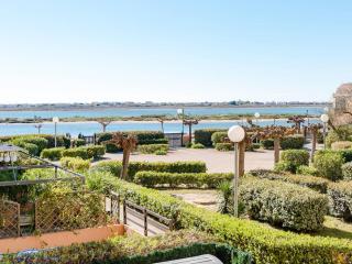 Appartement lumineux à Gruissan, 2 chambres, proche plage, parking sécurisé, mini-box WIFI, non-fumeur - FR-1-409A-15 - Gruissan - 1