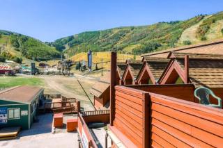 Breathtaking Mountain Views Ski In Out 2BR Condo - Park City - 0