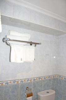 Hostal Álvarez - Oviedo - 9