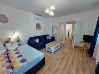 Golden Beach apartments - 8