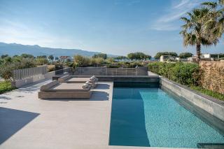 Fivi Luxury Villa, with Heated Pool & SeaViews, By ThinkVilla - Tavronitis - 1