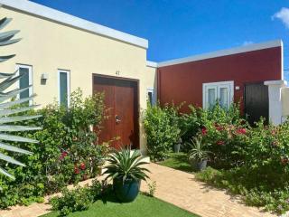 The best Villa ground floor 5 bedrooms with ensuite bathrooms at prime location - Palm-Eagle Beach - 4