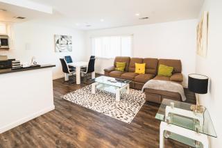 Modern New Close to Downtown LA 1 Bedroom with Parking - 8
