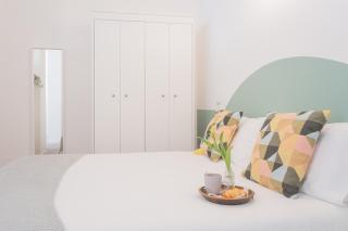 A Step from the Dome Apartment by Rent All Como - 1