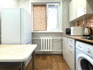 Абая 68 квартира в центре, 4 спальных места - 1