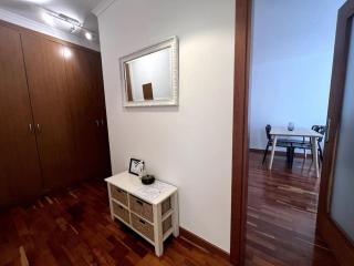 Historic Charm - Prime Location & Parking - Lisbon - 4
