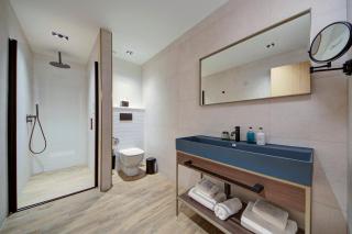 Land's End, Boutique Hotel - 1