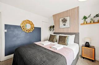 Aesthetic Cambridge Cottage sleeps 5! - 4
