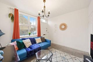 Aesthetic Cambridge Cottage sleeps 5! - 1